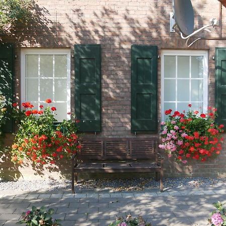 Ferienwohnung Am Deich Bedburg-Hau エクステリア 写真